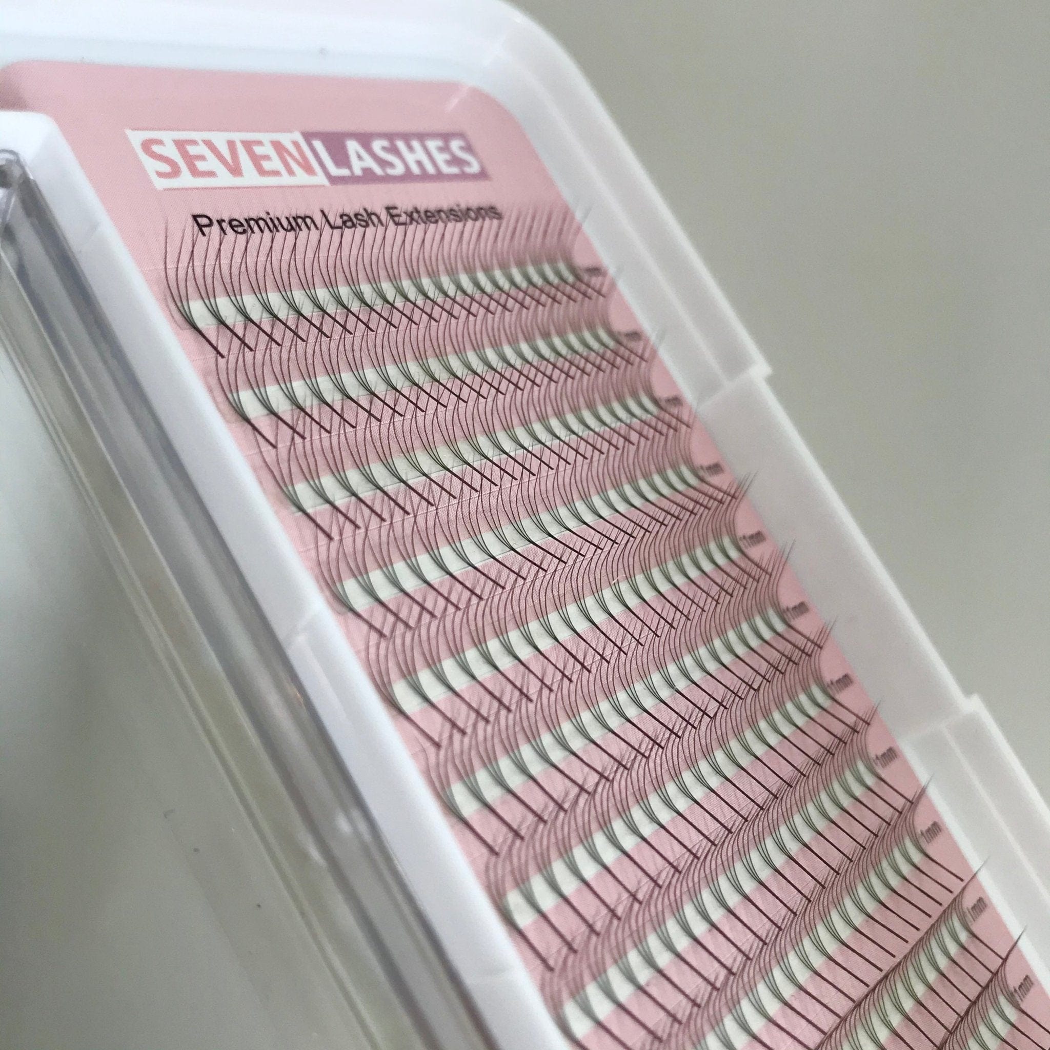 Sevenlashes M curl 3D Premade Fan M curl 3D Premade Fan