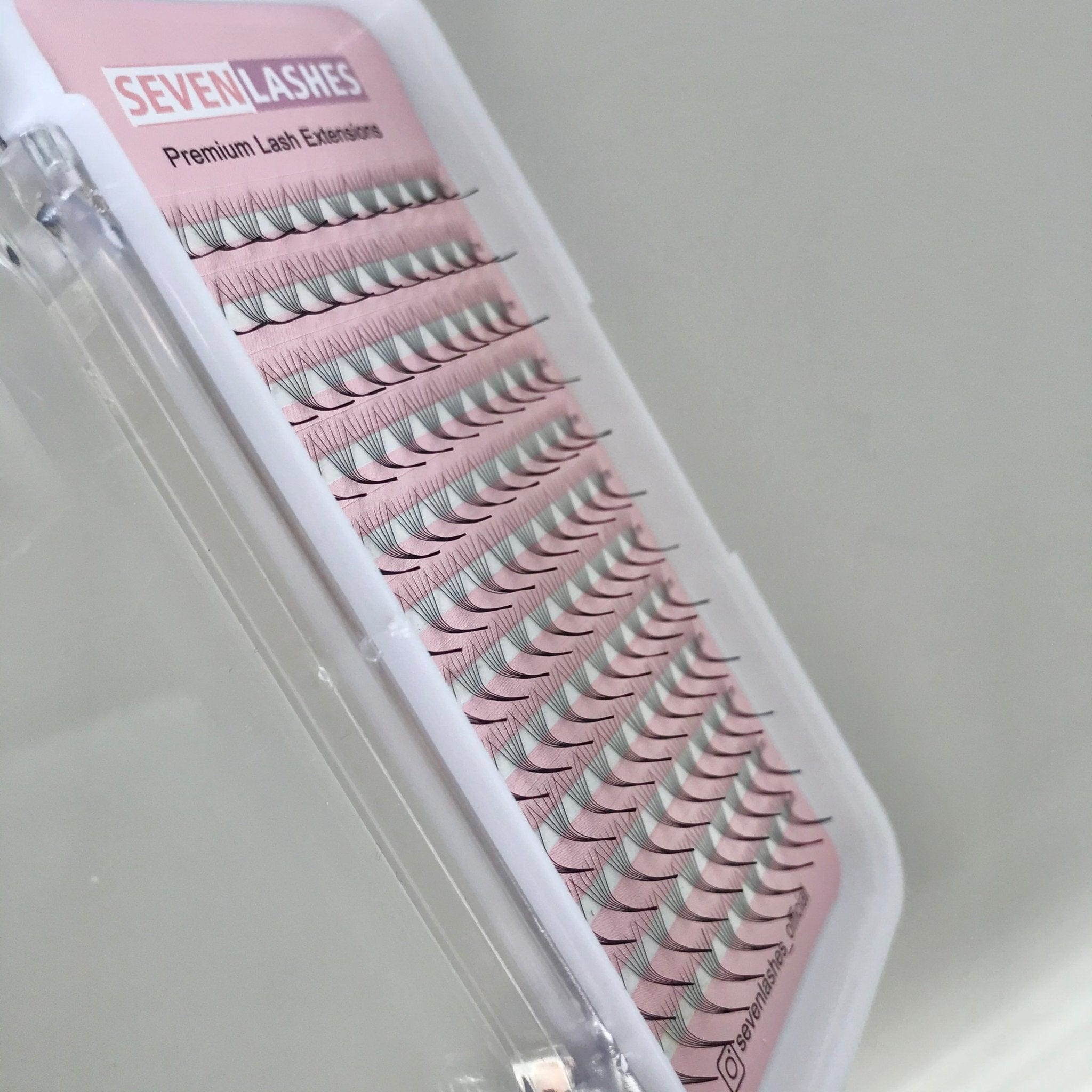 M curl 6D/10D Premade Fan (Bargain) M curl 6D/10D Premade Fan (Bargain) Sevenlashes-Premium Eyelash Wholesaler