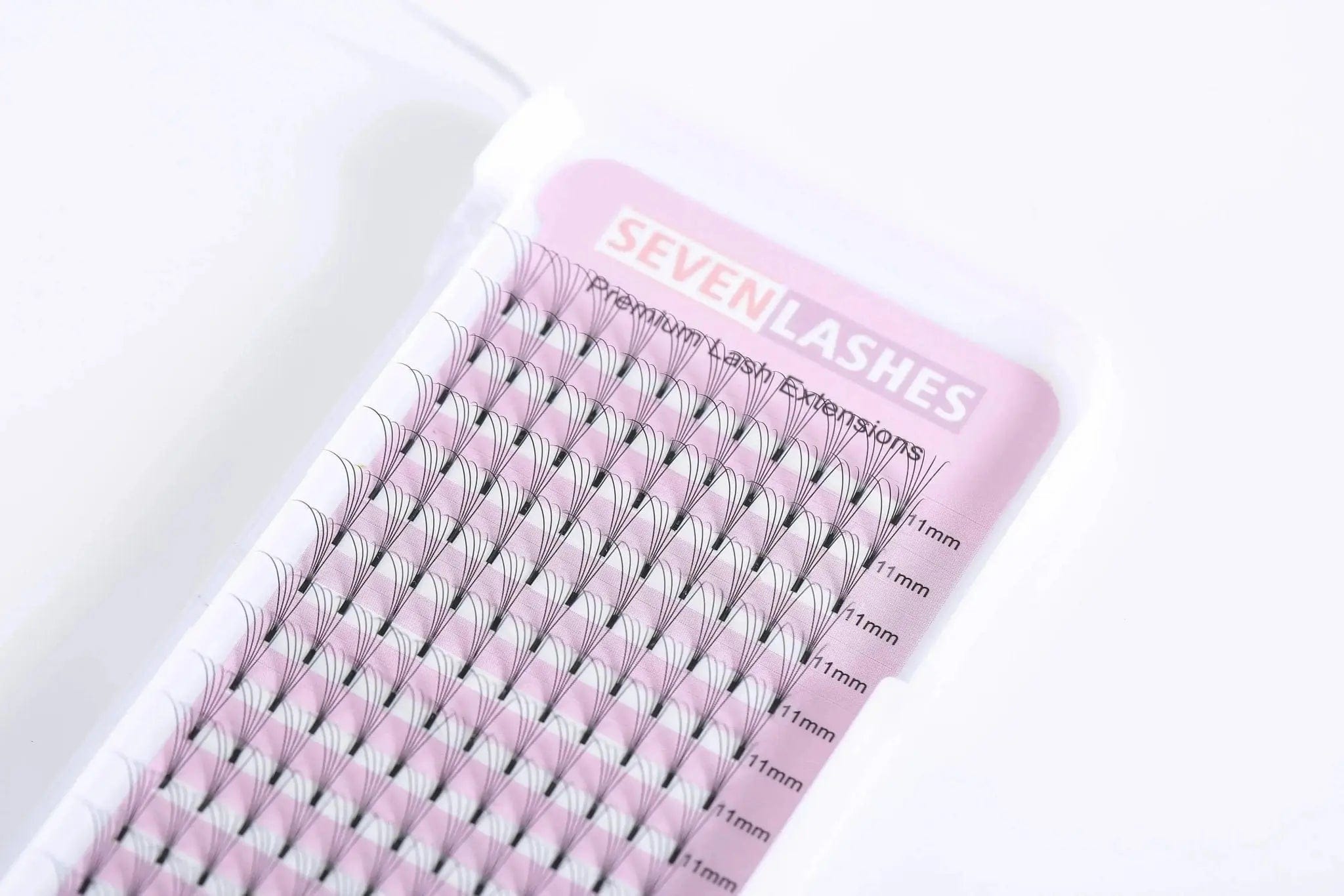 Sevenlashes 5D Premade Fan Short Stem 5D Premade Fan Short Stem Premium Eyelash